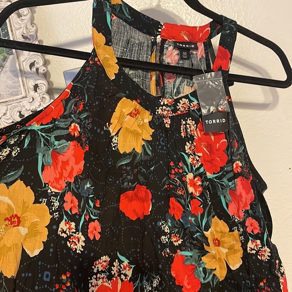 Torrid summer top, sz 00 - Picture 4 of 5